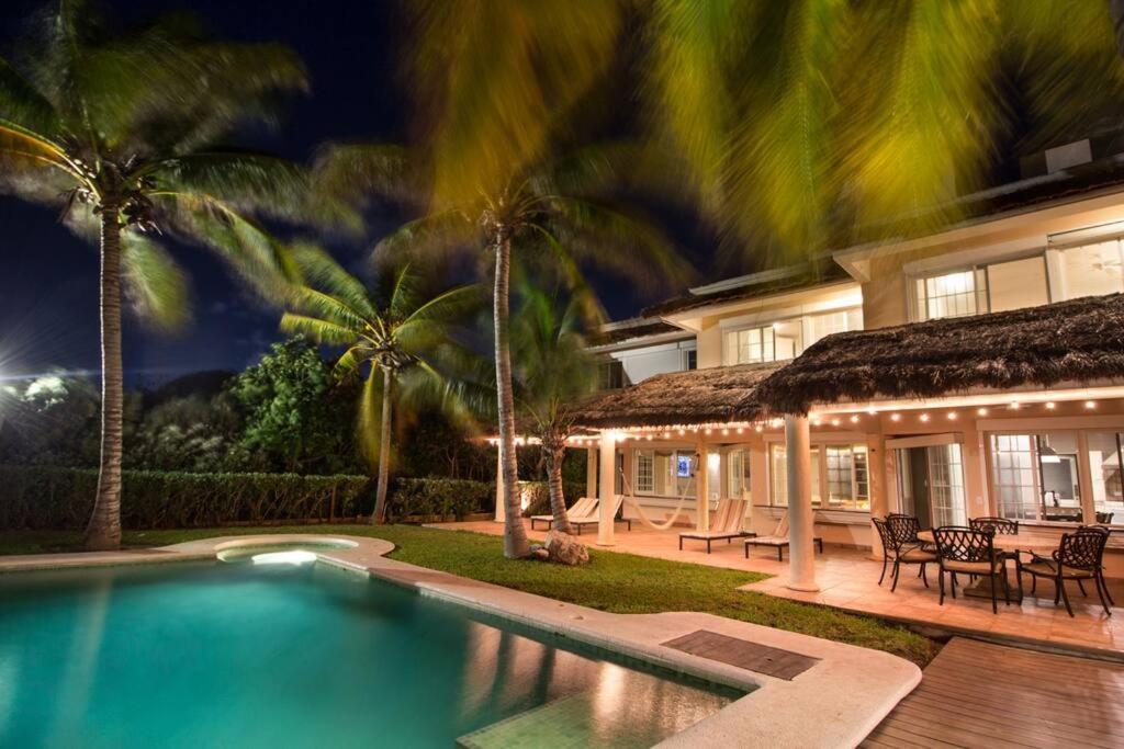 El Meco Beachfront & Private Pool Villa By Casa Paraiso 坎昆 外观 照片